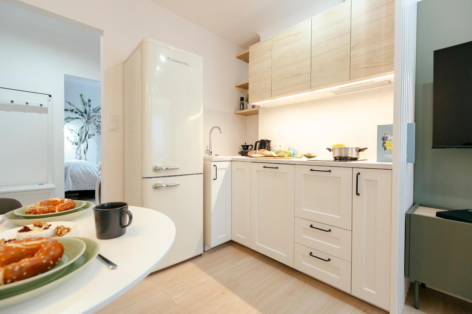 Pulawska 11 -Prywatny Apartament 4 Osobowy W Centrum Warszawy - Better Rental Varsó Kültér fotó